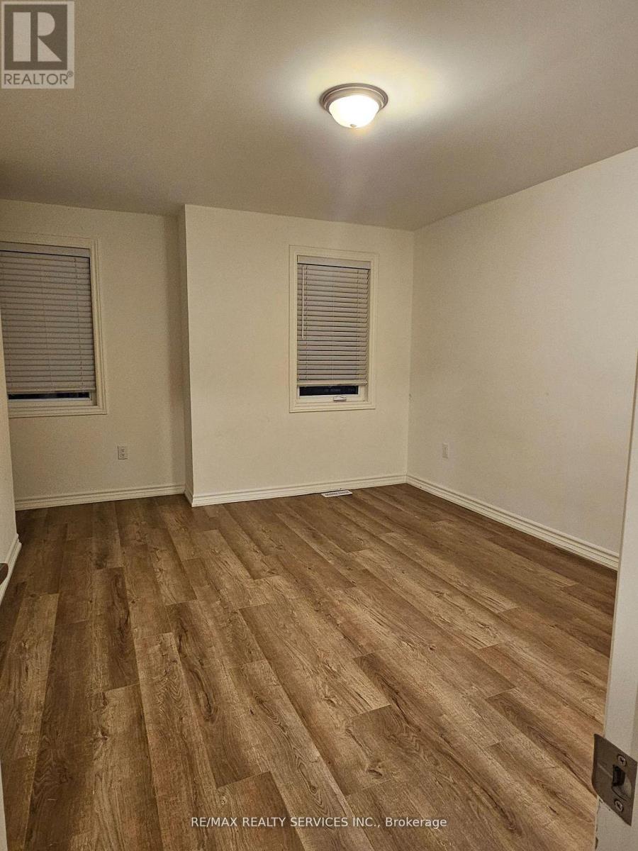 1226 Plato Drive, Fort Erie, Ontario  L2A 0C7 - Photo 12 - X12762762