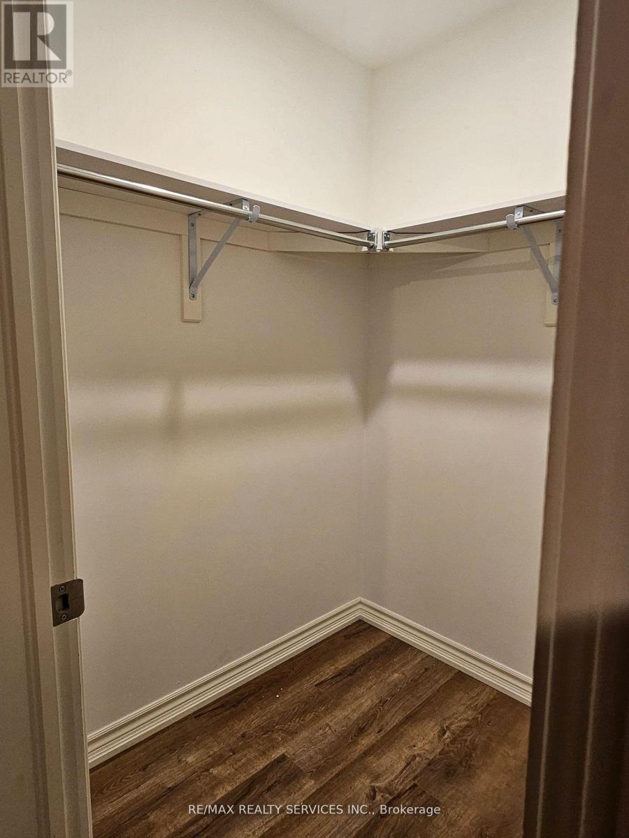 1226 Plato Drive, Fort Erie, Ontario  L2A 0C7 - Photo 14 - X12762762