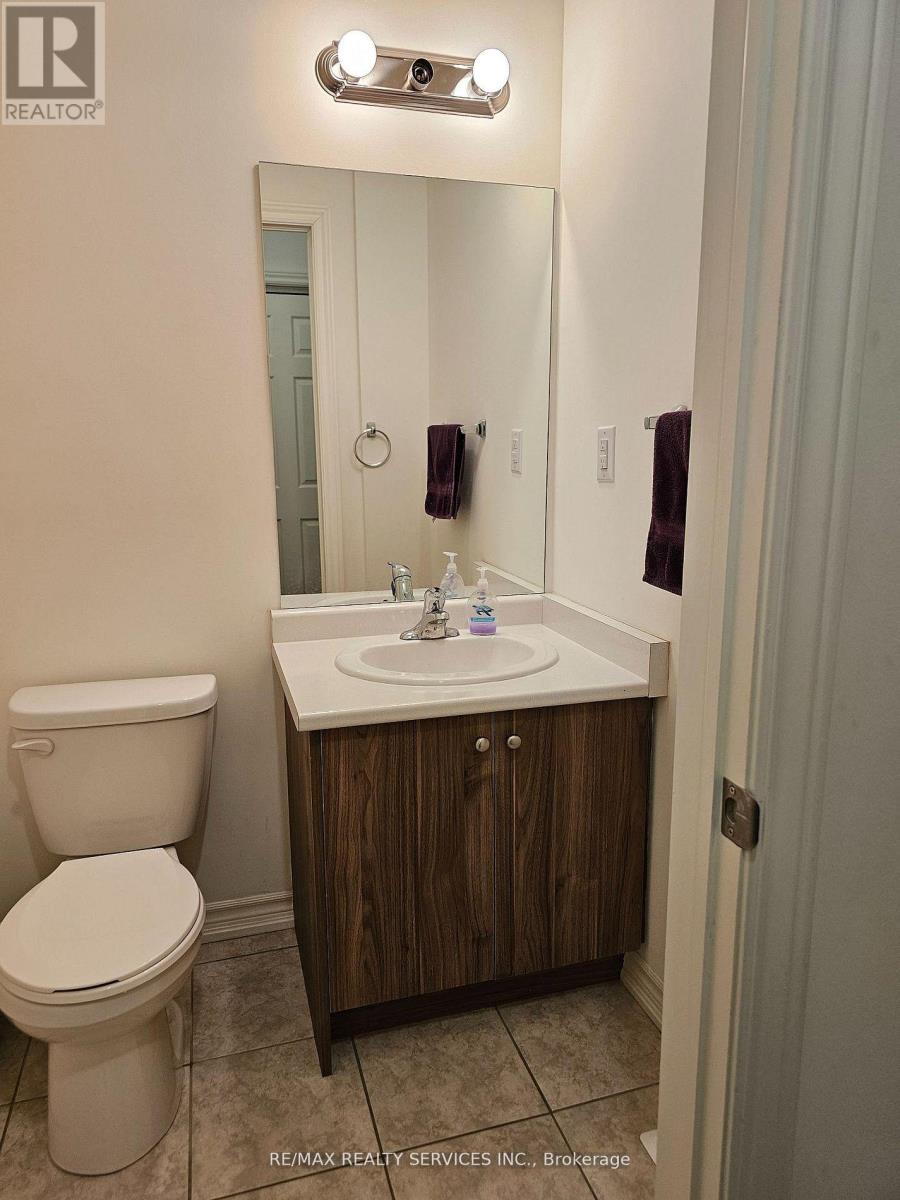 1226 Plato Drive, Fort Erie, Ontario  L2A 0C7 - Photo 8 - X12762762