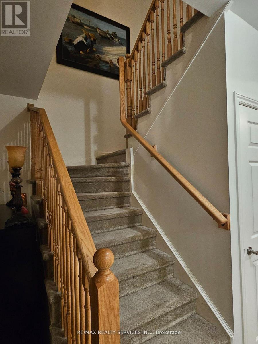 1226 Plato Drive, Fort Erie, Ontario  L2A 0C7 - Photo 9 - X12762762