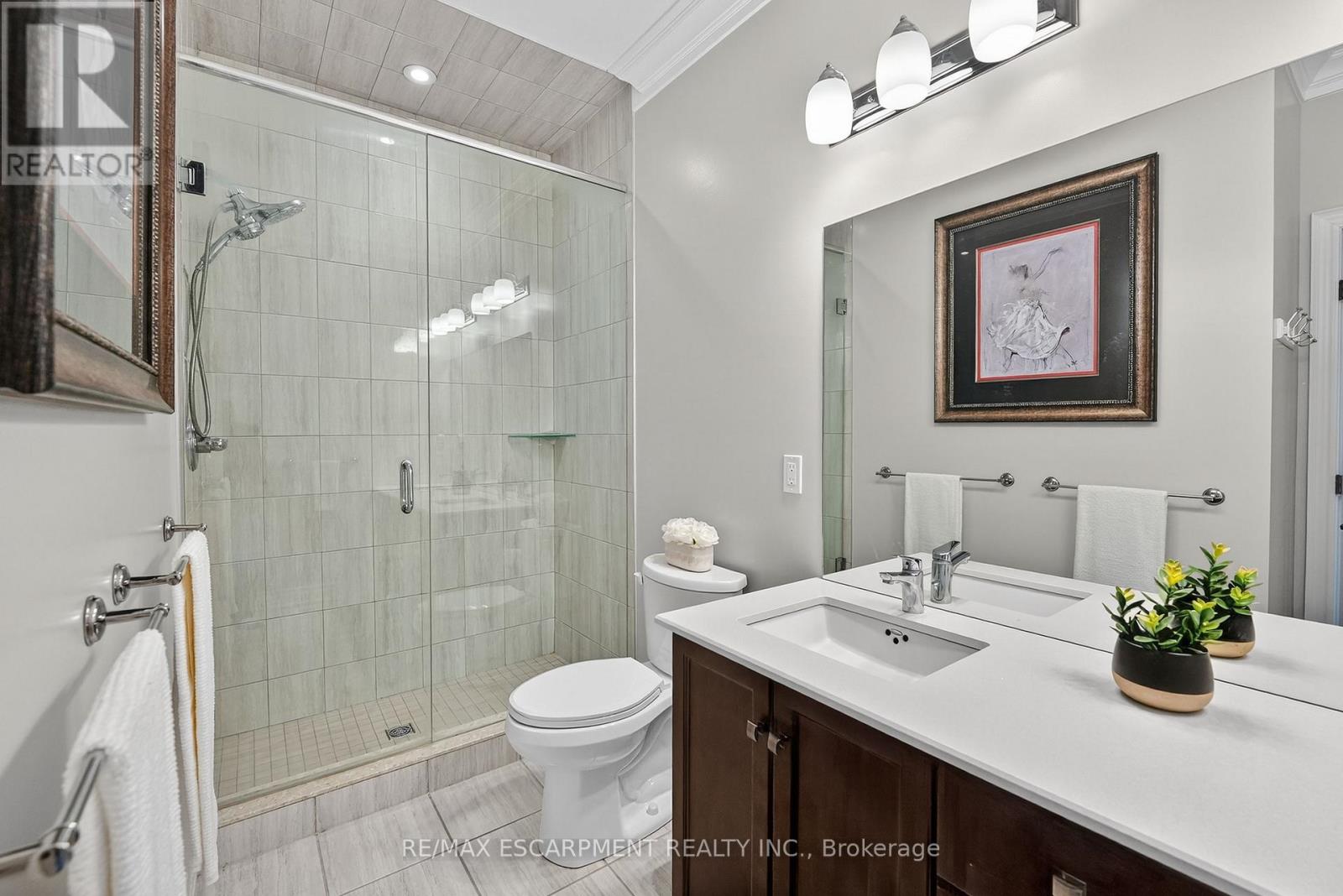 13 Dandurand Court, Grimsby, Ontario  L3M 0H7 - Photo 10 - X12762772