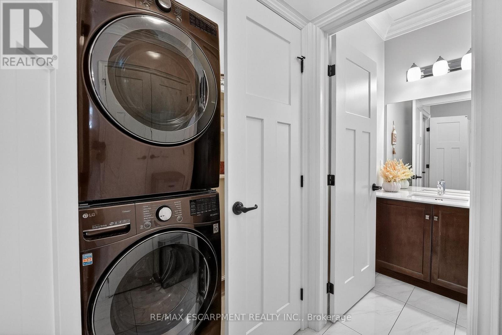 13 Dandurand Court, Grimsby, Ontario  L3M 0H7 - Photo 13 - X12762772