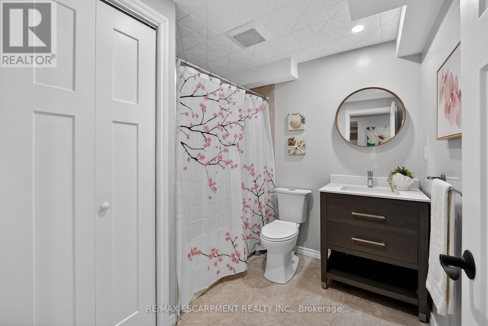 13 Dandurand Court, Grimsby, Ontario  L3M 0H7 - Photo 18 - X12762772