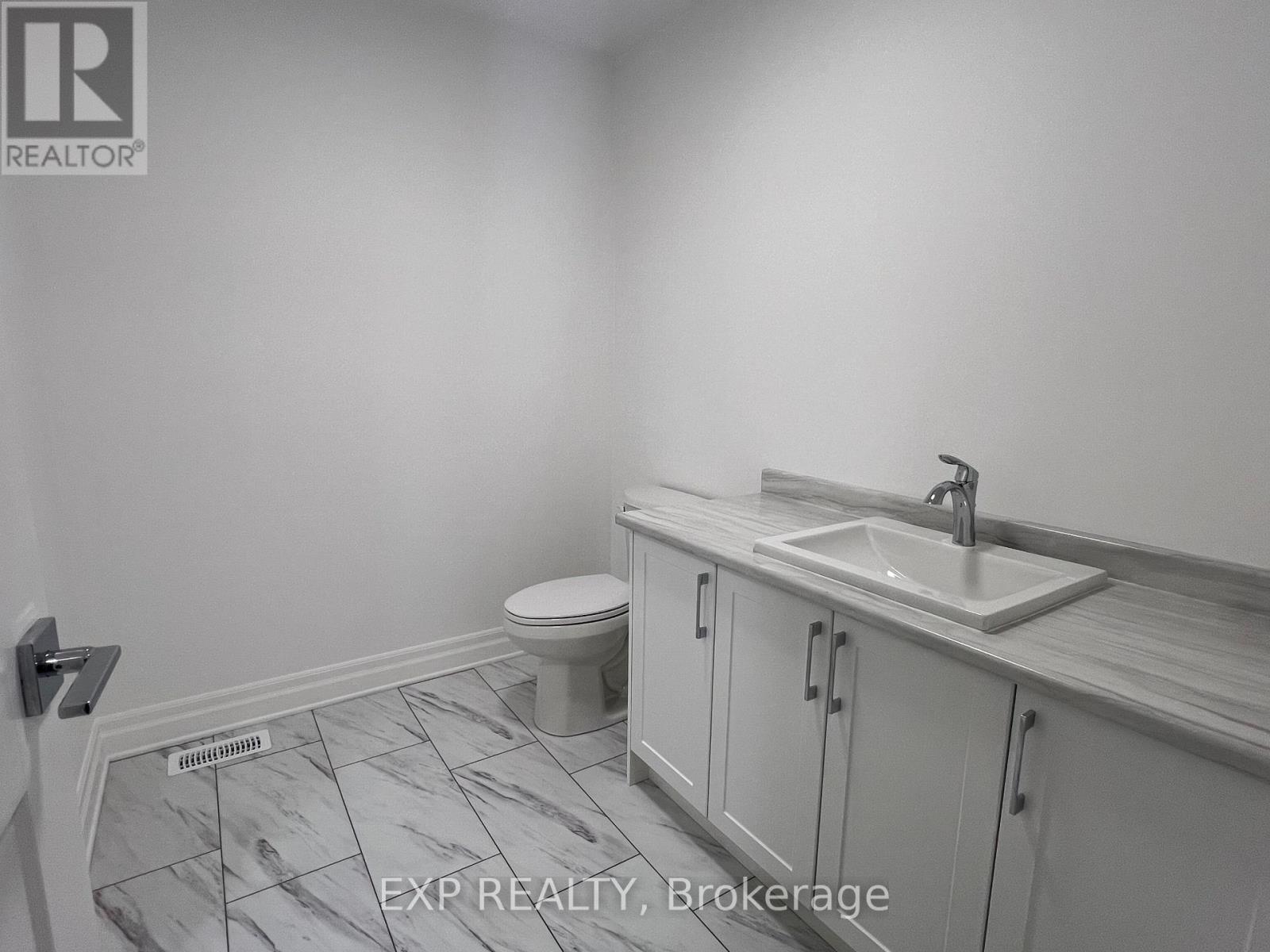 Upper - 7532 Splendour Drive, Niagara Falls, Ontario  L2H 3V9 - Photo 15 - X12762784