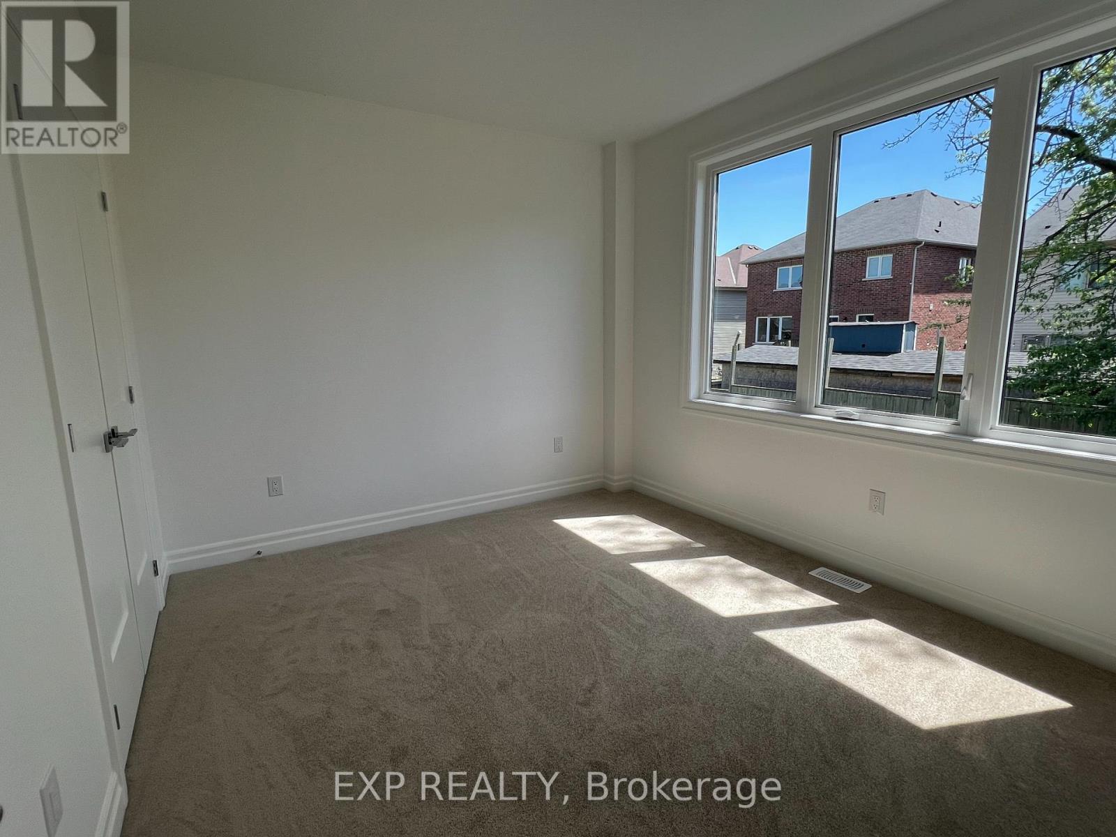 Main - 7532 Splendour Drive, Niagara Falls, Ontario  L2H 3V9 - Photo 7 - X12762788