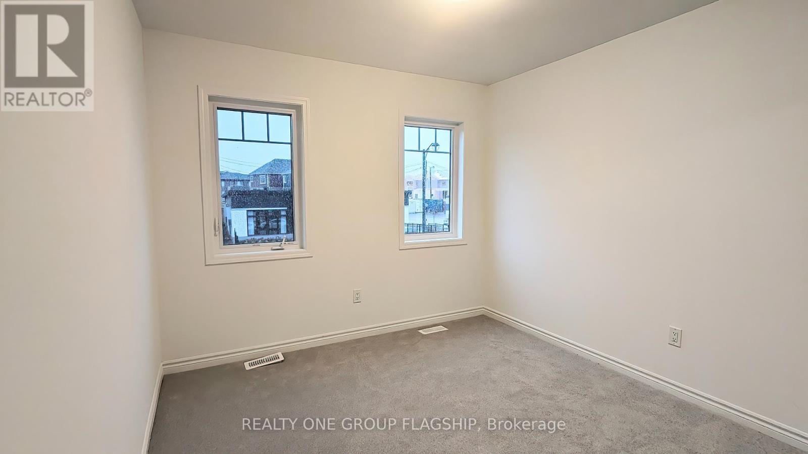 19 Histand Trail, Kitchener, Ontario  N2R 0S2 - Photo 12 - X12762910