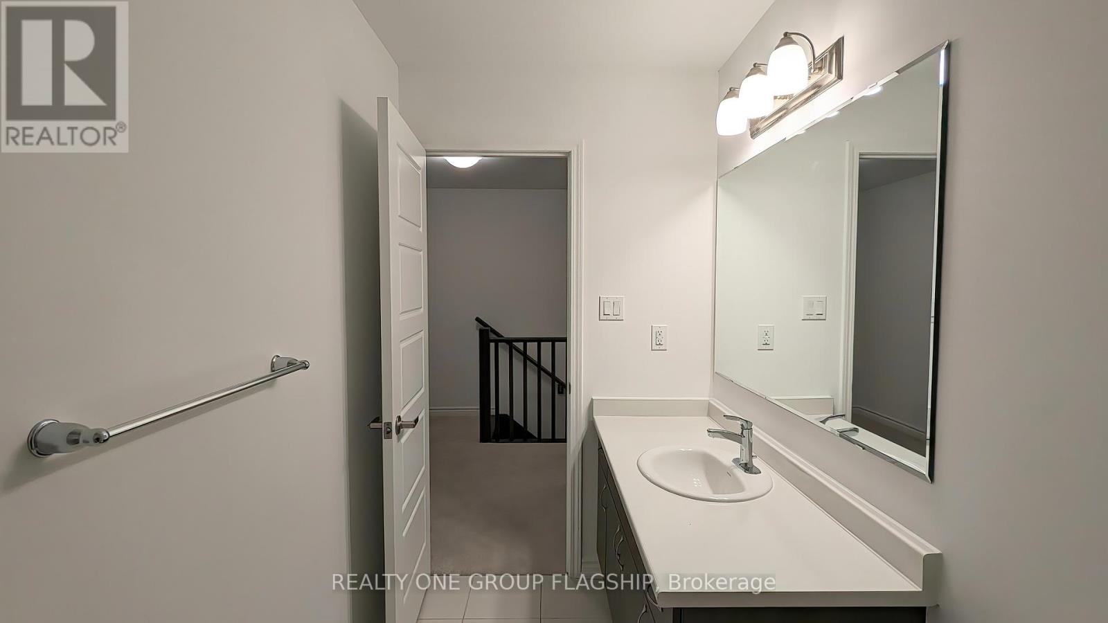 19 Histand Trail, Kitchener, Ontario  N2R 0S2 - Photo 18 - X12762910