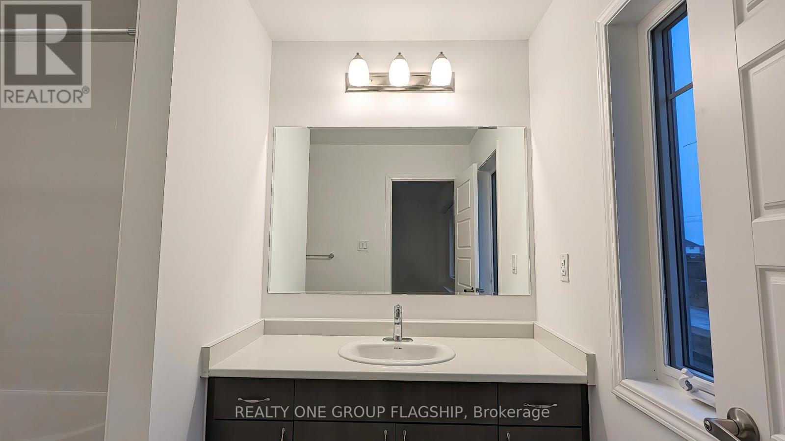 19 Histand Trail, Kitchener, Ontario  N2R 0S2 - Photo 23 - X12762910