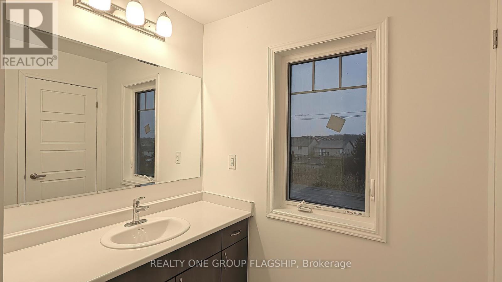 19 Histand Trail, Kitchener, Ontario  N2R 0S2 - Photo 25 - X12762910