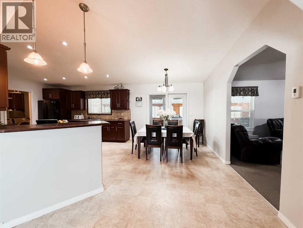 781004 42 Range, Rural Spirit River No. 133, Alberta  T0H 3A0 - Photo 7 - A2280959