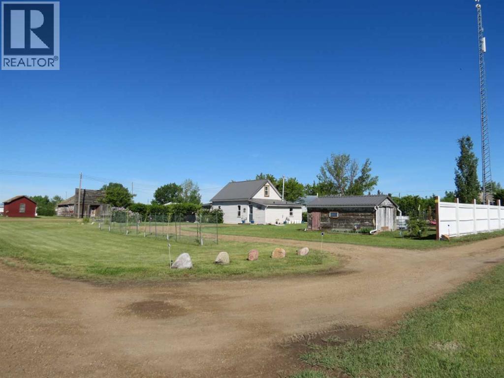 120 Main Street, Michichi, Alberta  T0J 0Y0 - Photo 30 - A2262174