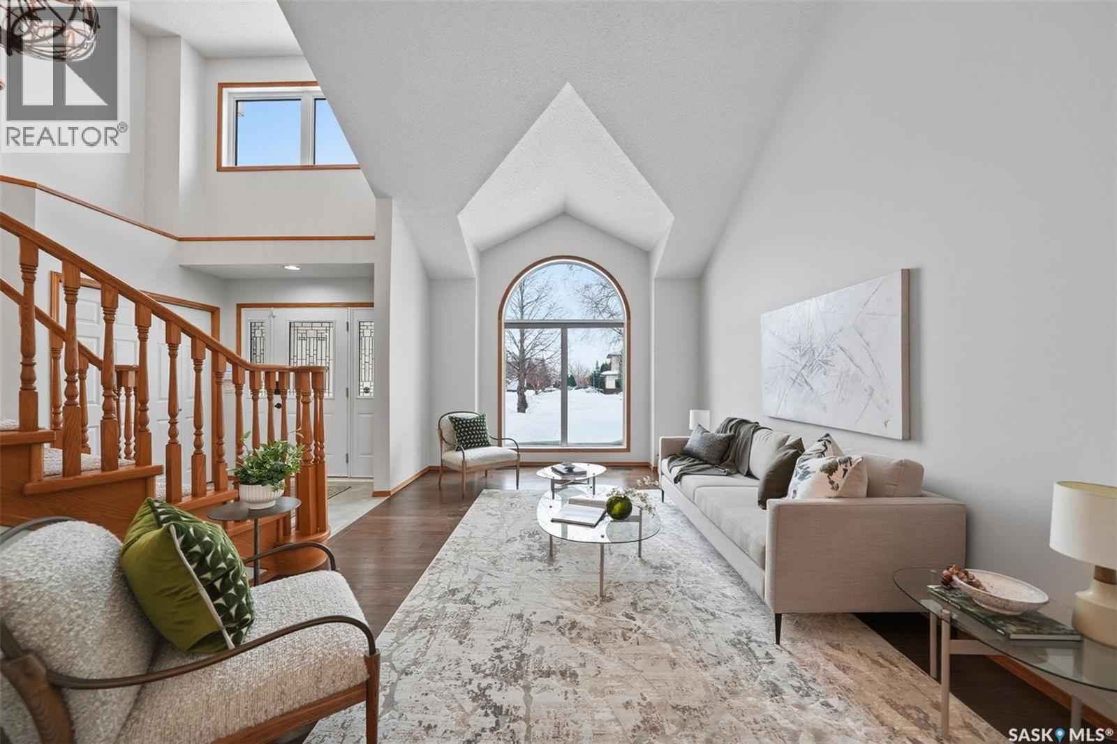 214 Braeburn Place, Saskatoon, Saskatchewan  S7V 1A4 - Photo 2 - SK027947