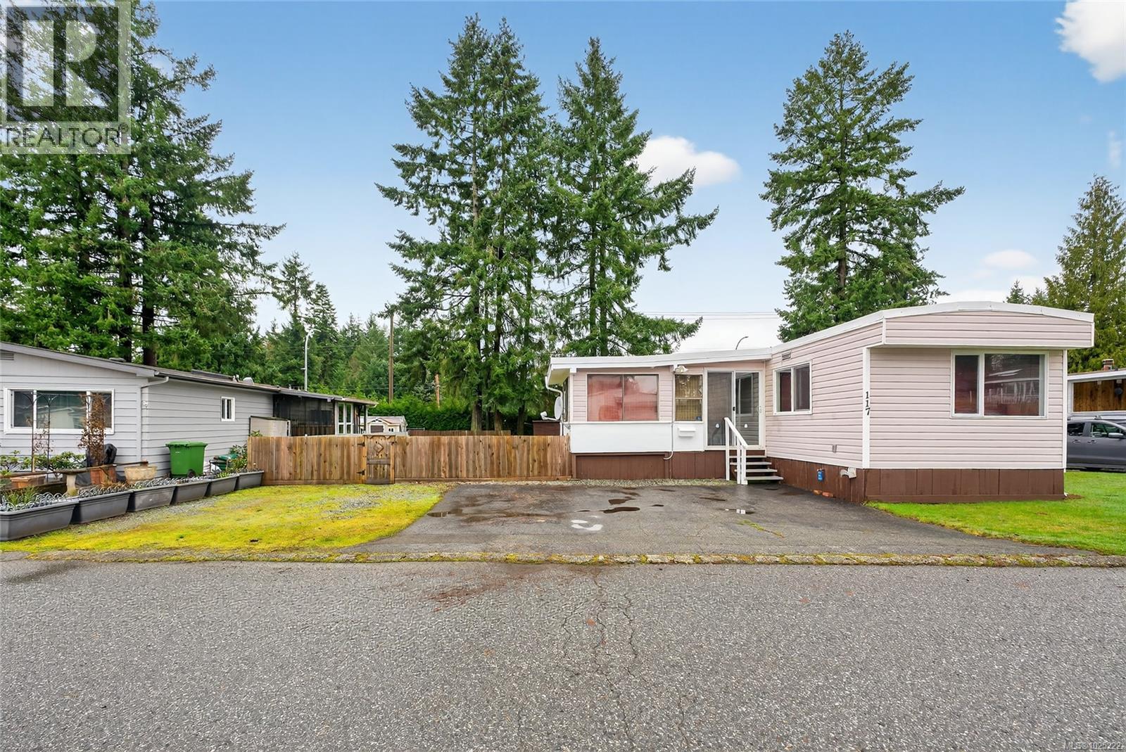 117 5854 Turner Rd, Nanaimo, British Columbia  V9T 2N6 - Photo 2 - 1025222