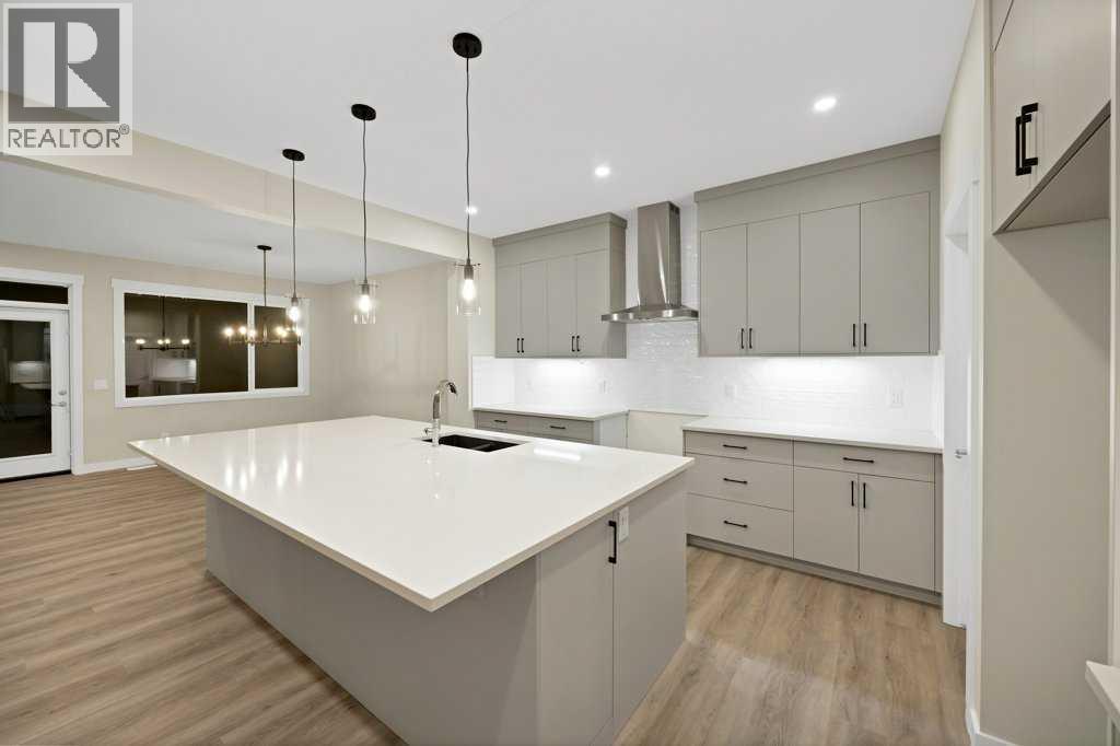 77 Corner Glen Road Ne, Calgary, Alberta  T3N 1B9 - Photo 9 - A2282995