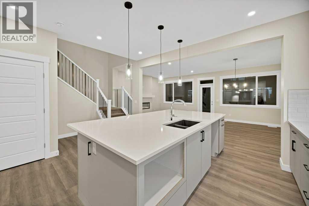 77 Corner Glen Road Ne, Calgary, Alberta  T3N 1B9 - Photo 8 - A2282995