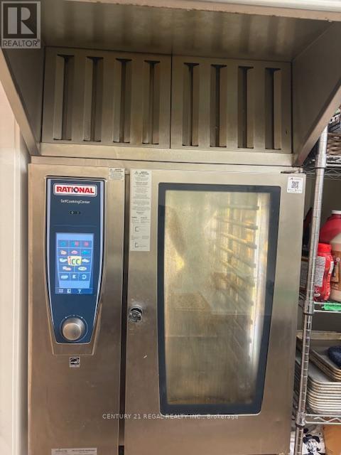 367 King Street W, Toronto, Ontario  M5V 1K1 - Photo 4 - C12762752