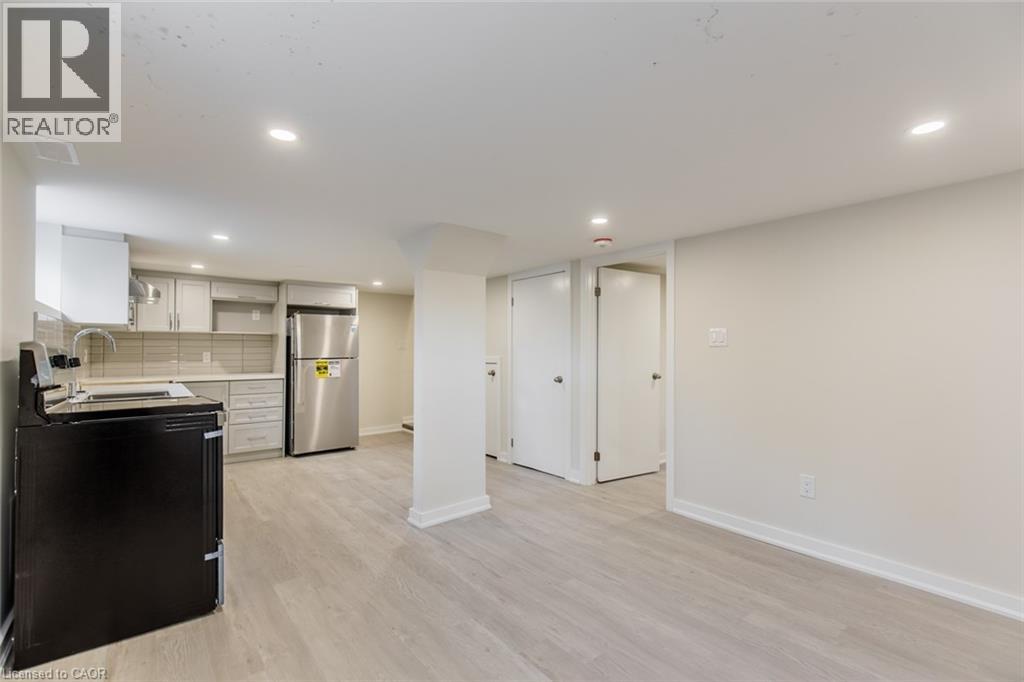 129 East 22nd Street Unit# 2, Hamilton, Ontario  L8V 2V5 - Photo 6 - 40792414