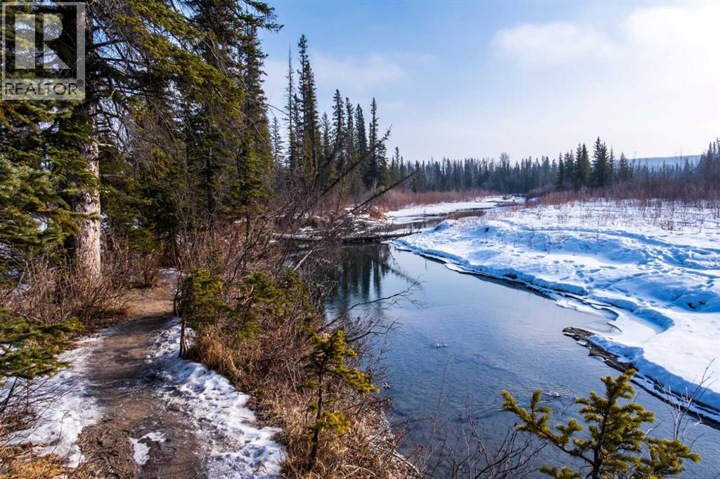 313, 20 Discovery Ridge Close Sw, Calgary, Alberta  T3H 5X4 - Photo 25 - A2273000