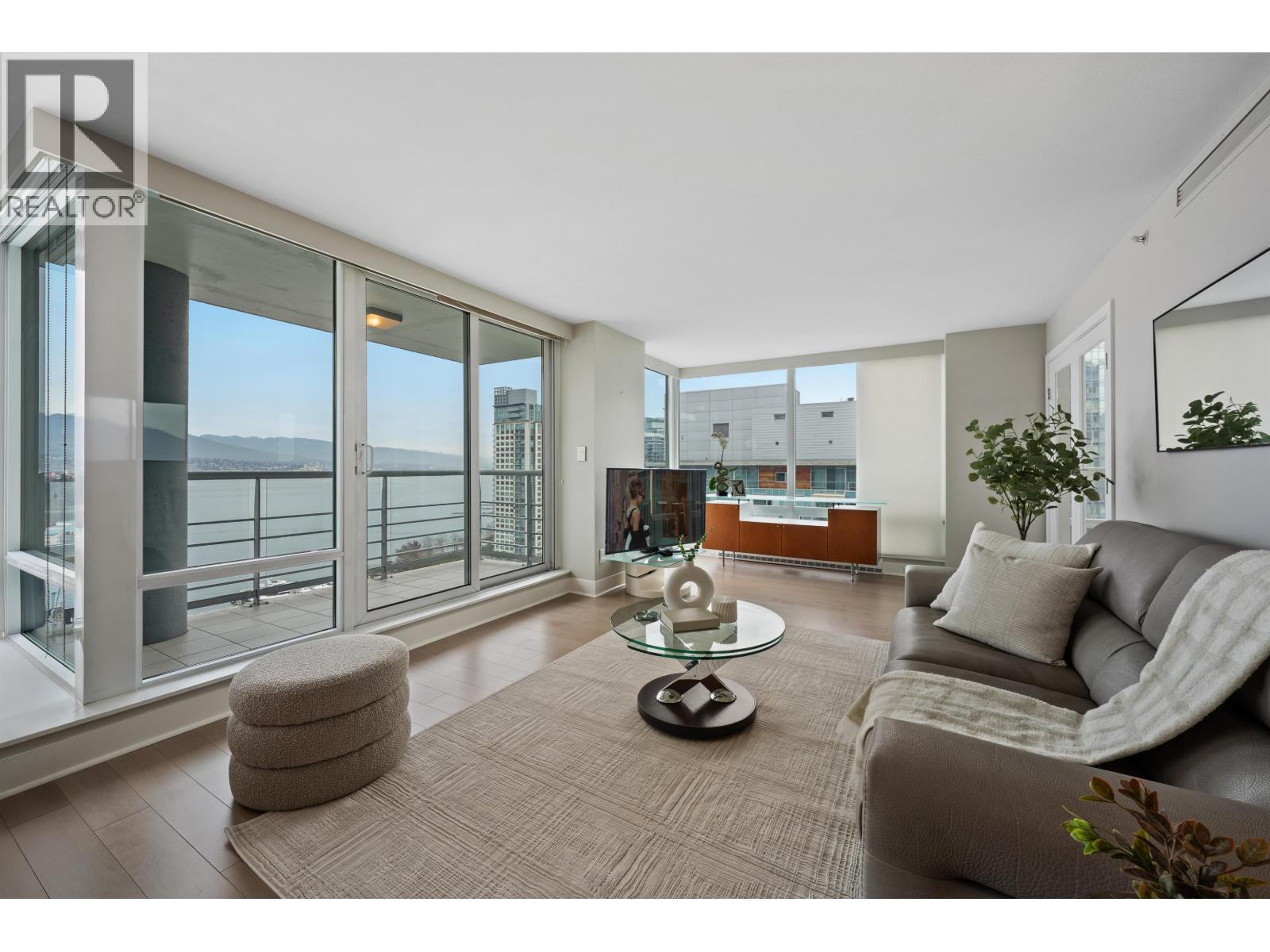 2102 590 Nicola Street, Vancouver, British Columbia  V6G 3J8 - Photo 6 - R3084614