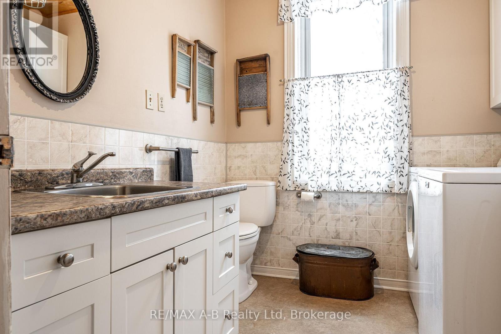 3330 Rd 145, West Perth, Ontario  N4X 1C9 - Photo 10 - X12763060