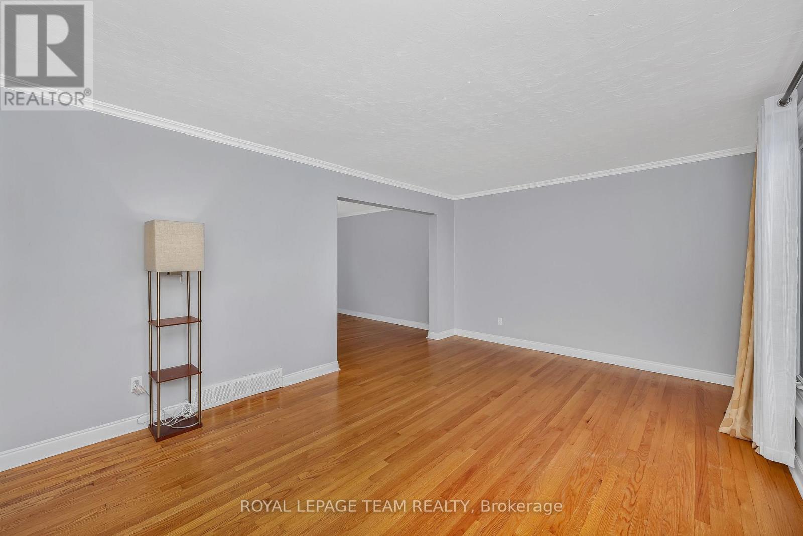 345 Poulin Avenue, Ottawa, Ontario  K2B 5T9 - Photo 9 - X12762996