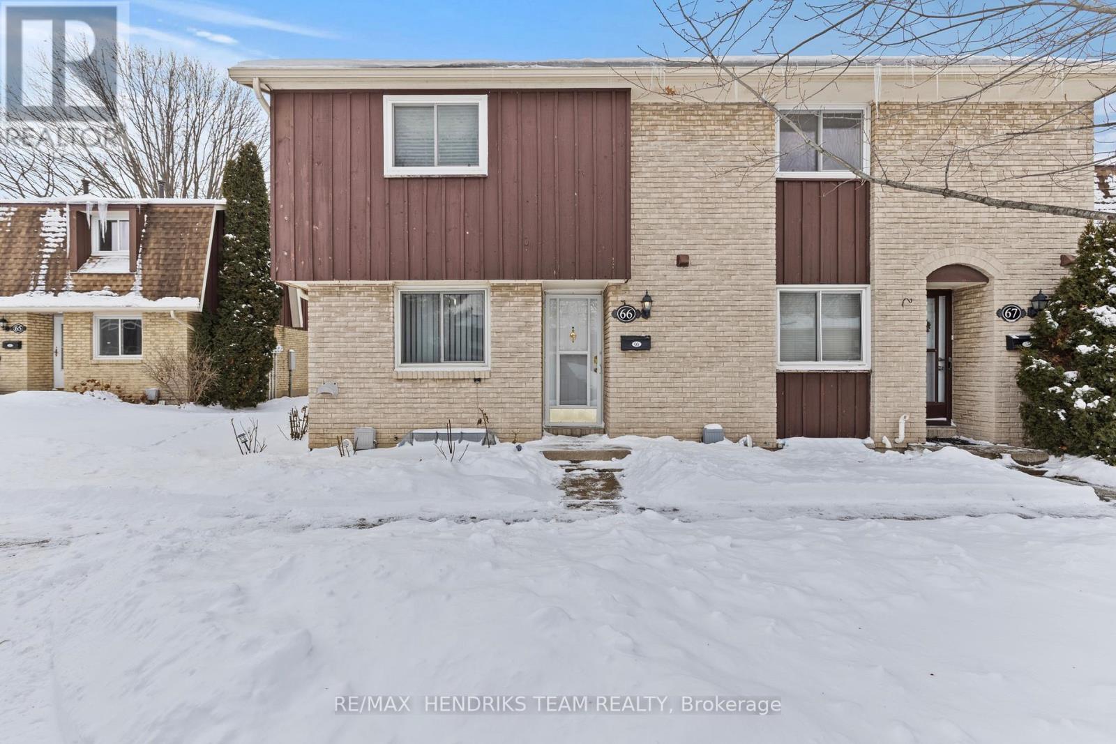 66 - 50 Lakeshore Road, St. Catharines, Ontario  L2N 6P8 - Photo 1 - X12762970