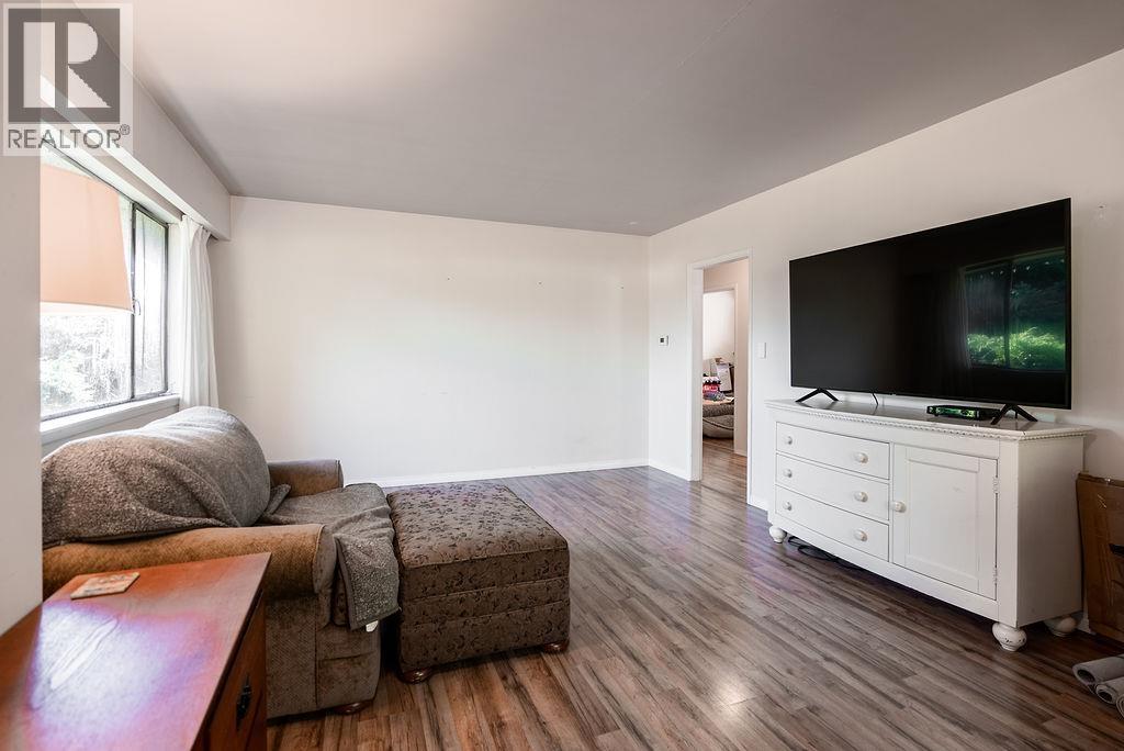 7711 Eperson Road, Richmond, British Columbia V7C 2K5 - Photo 16 - R3087034