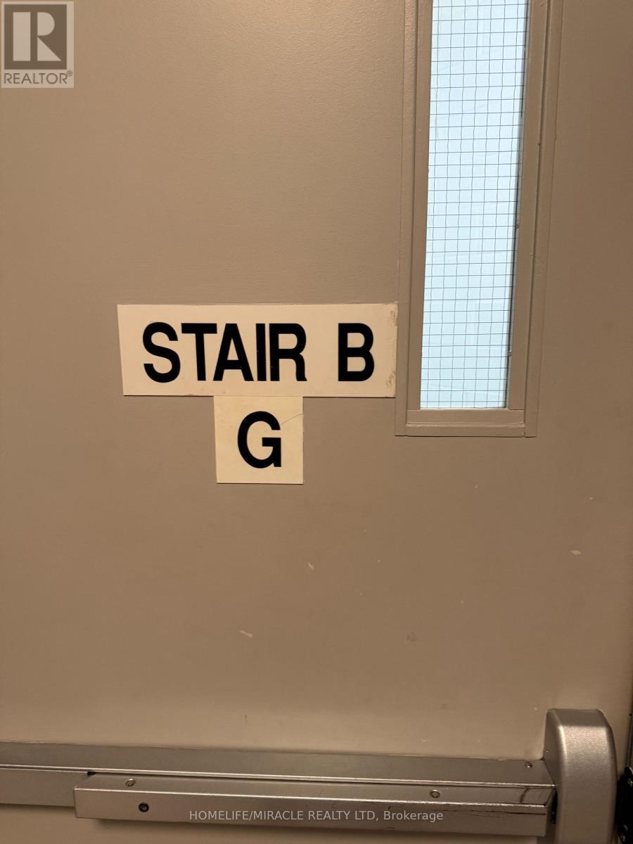 2201 - 215 Queen Street E, Brampton (Queen Street Corridor), Ontario  L6W 0A9 - Photo 27 - W12758126