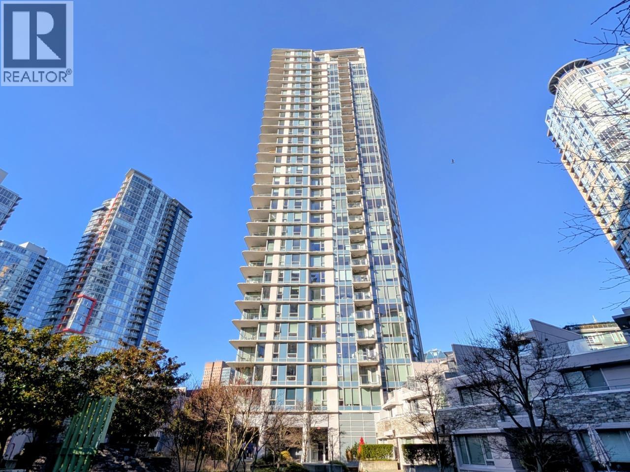 1006 188 KEEFER PLACE, Vancouver, British Columbia