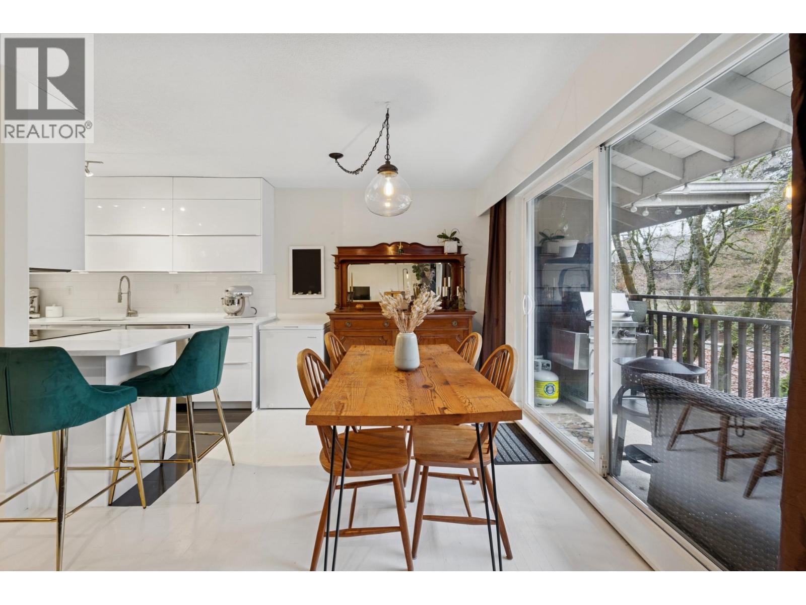 402 555 W 28th Street, North Vancouver, British Columbia  V7N 2J7 - Photo 7 - R3087042