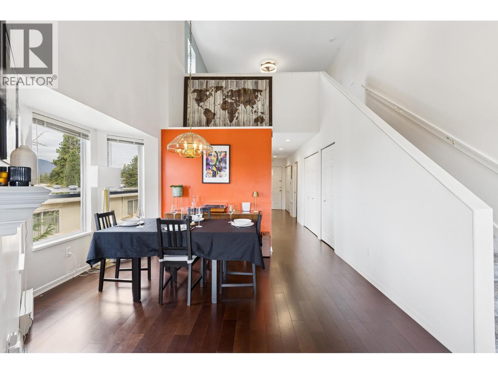 303 131 W 20th Street, North Vancouver, British Columbia  V7M 1Y2 - Photo 8 - R3087055