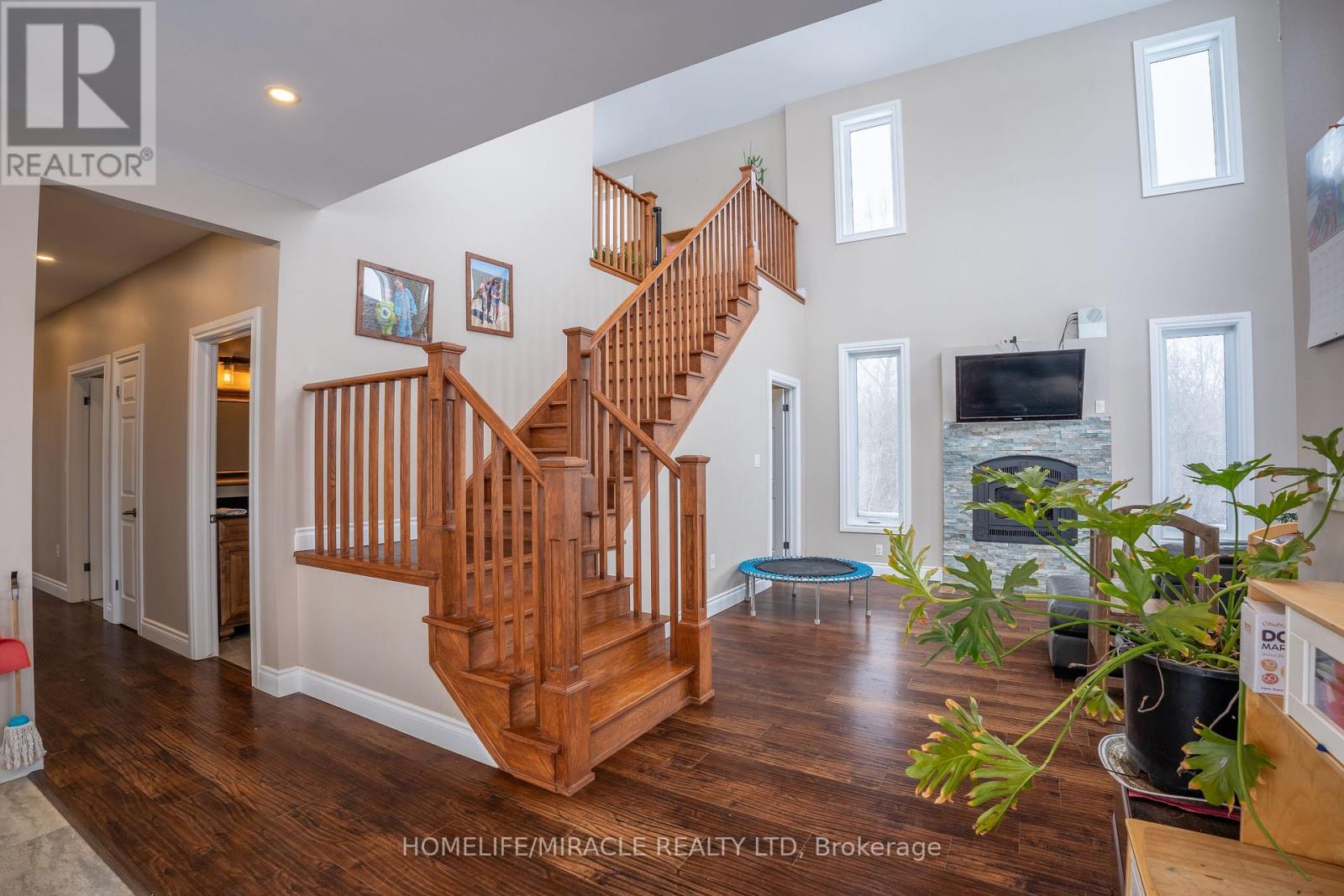 14123 Montrose Road, Niagara Falls, Ontario  L3B 5N7 - Photo 11 - X12760922