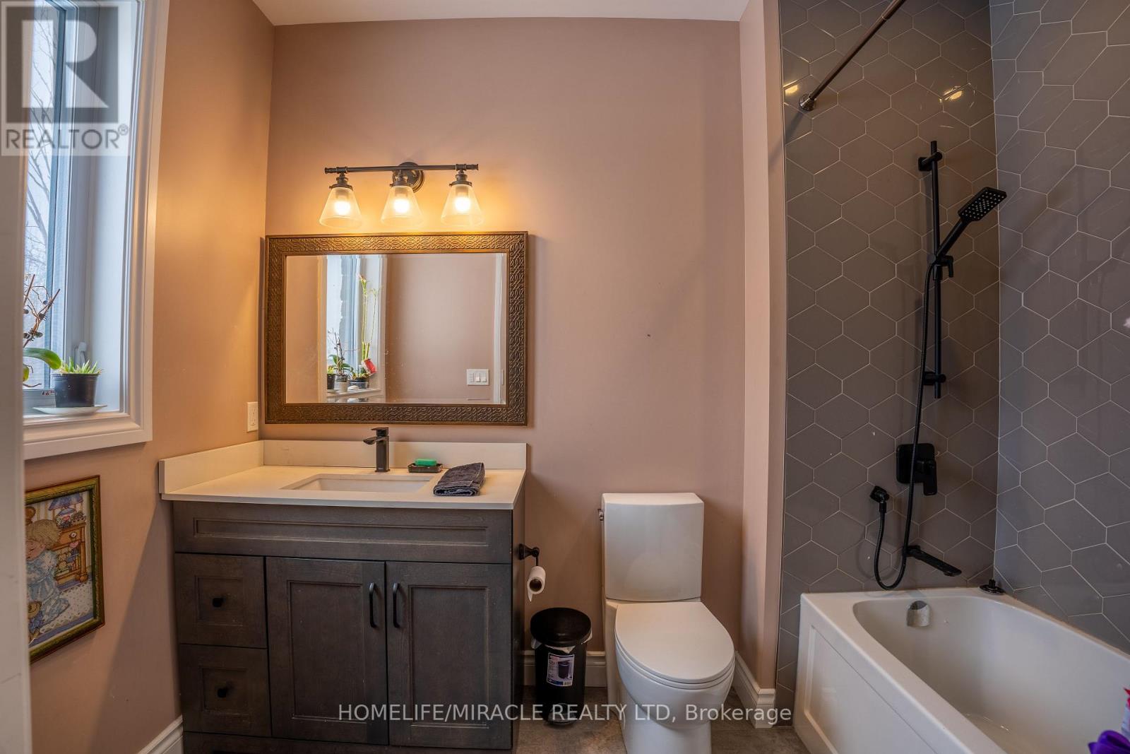 14123 Montrose Road, Niagara Falls, Ontario  L3B 5N7 - Photo 34 - X12760922