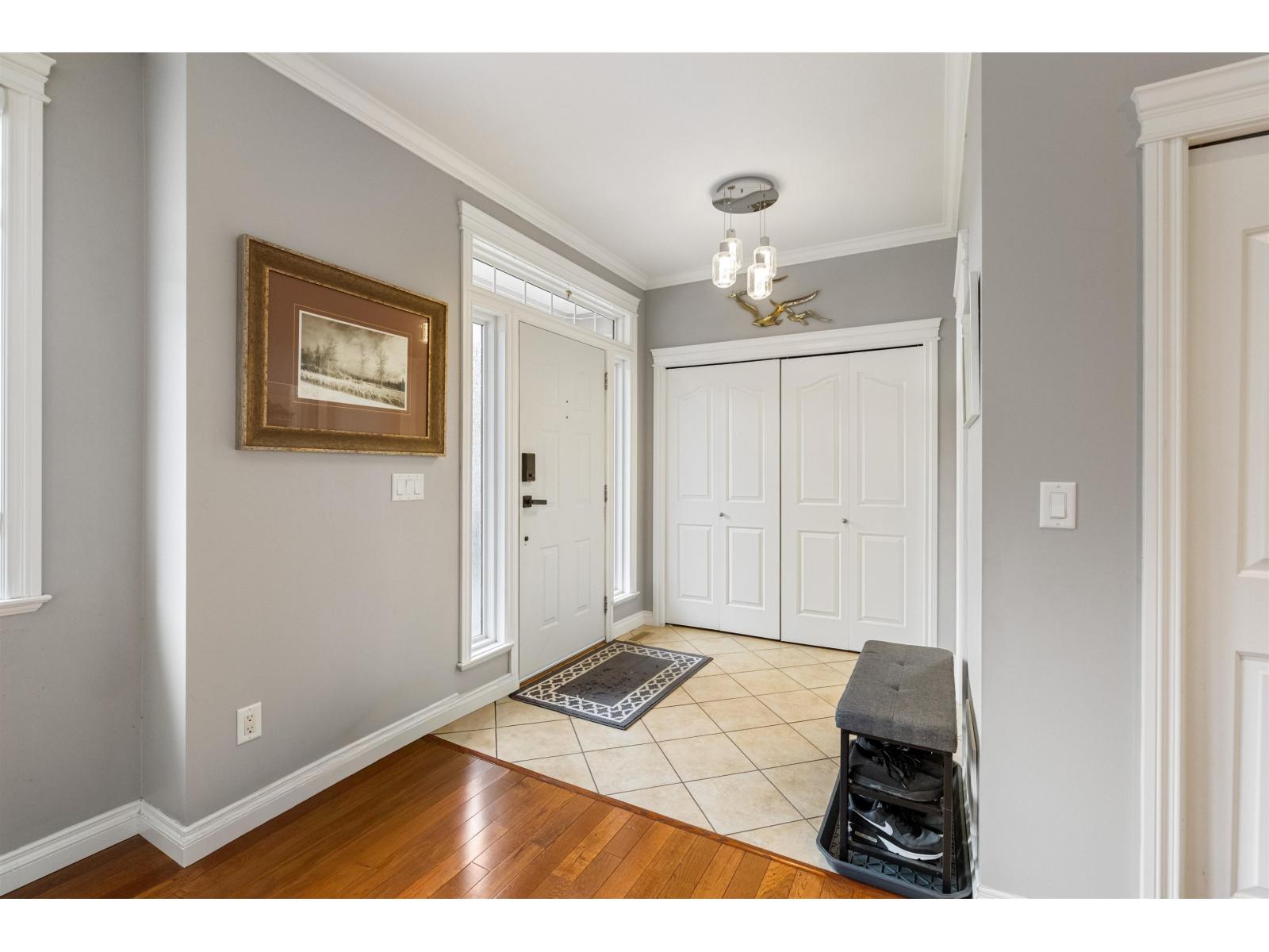 26 33925 Araki Court, Mission, British Columbia  V2V 7R5 - Photo 4 - R3086904