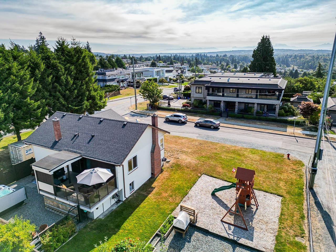 1033 Cypress Street, White Rock, British Columbia  V4B 4H1 - Photo 37 - R3087061