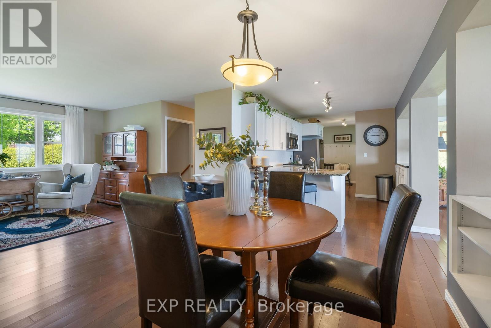 519 Lakeshore Road, Cobourg, Ontario  K9A 1S4 - Photo 10 - X12763064