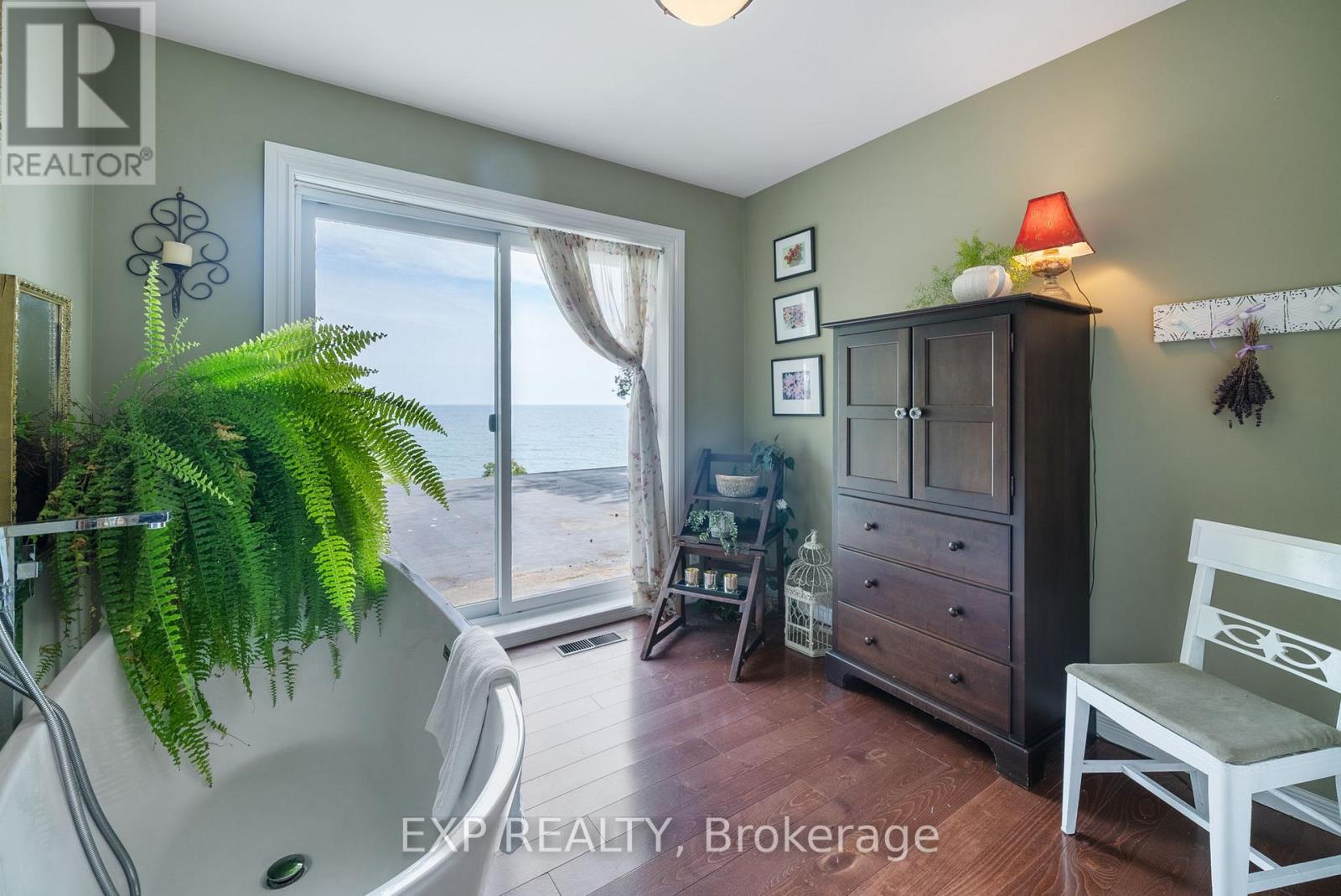 519 Lakeshore Road, Cobourg, Ontario  K9A 1S4 - Photo 23 - X12763064