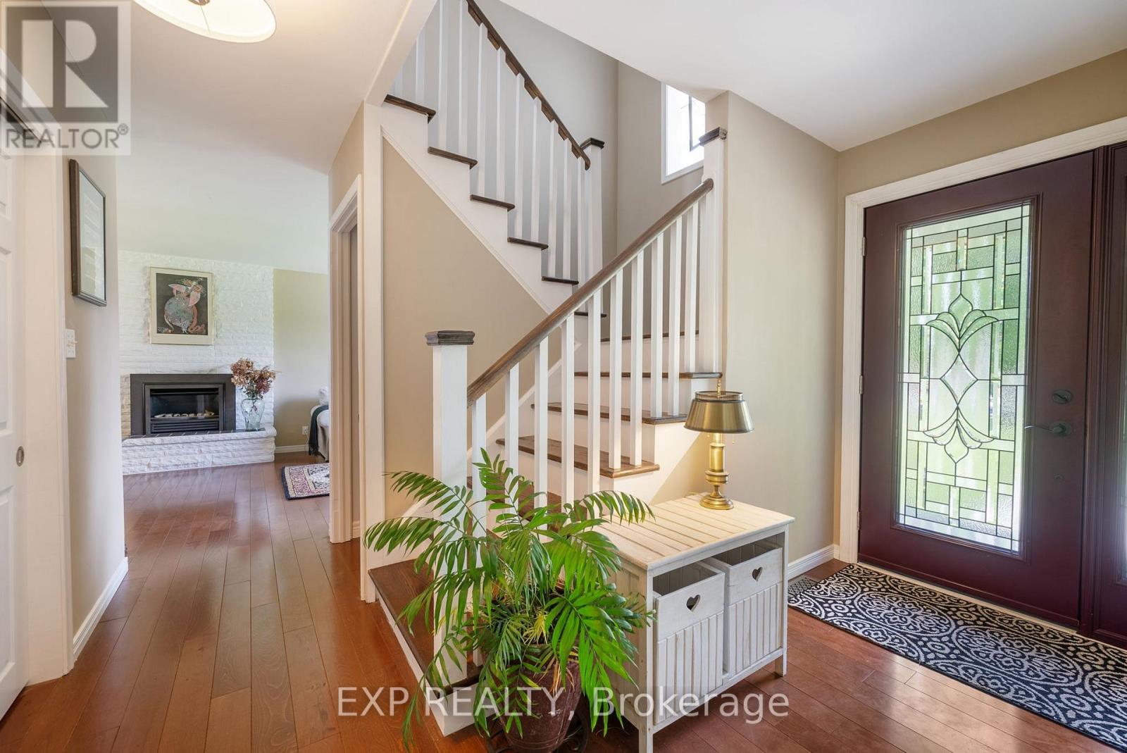 519 Lakeshore Road, Cobourg, Ontario  K9A 1S4 - Photo 6 - X12763064