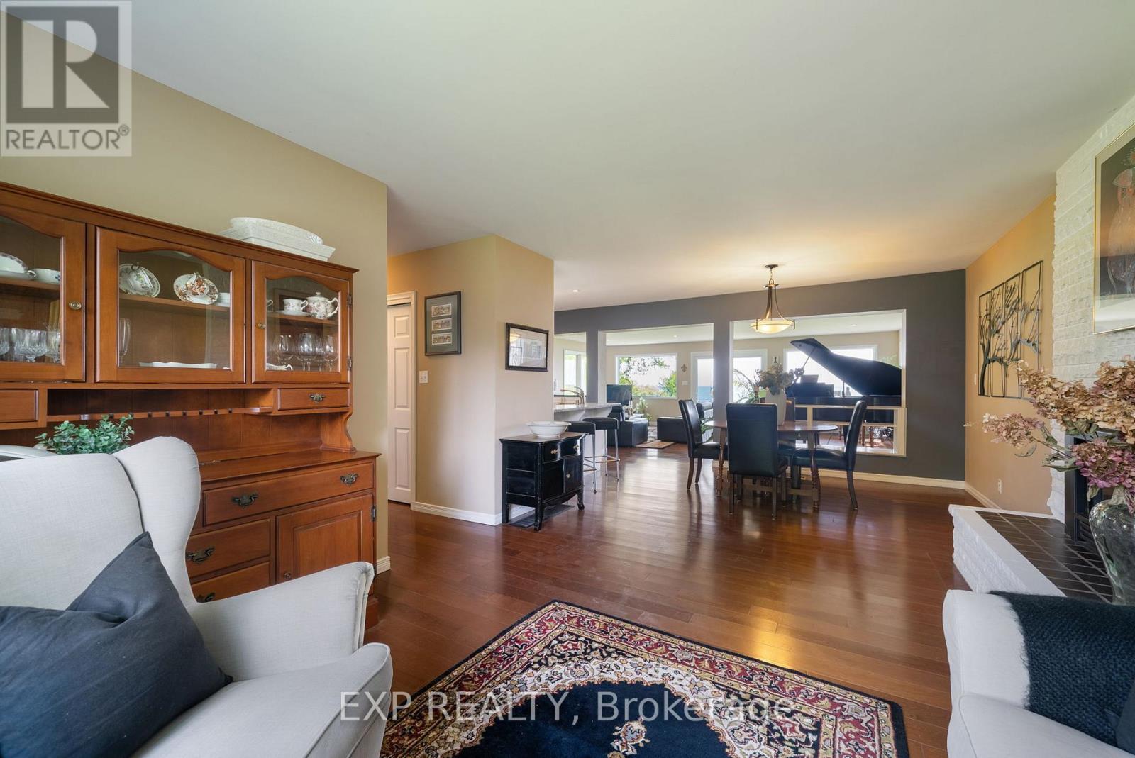 519 Lakeshore Road, Cobourg, Ontario  K9A 1S4 - Photo 9 - X12763064