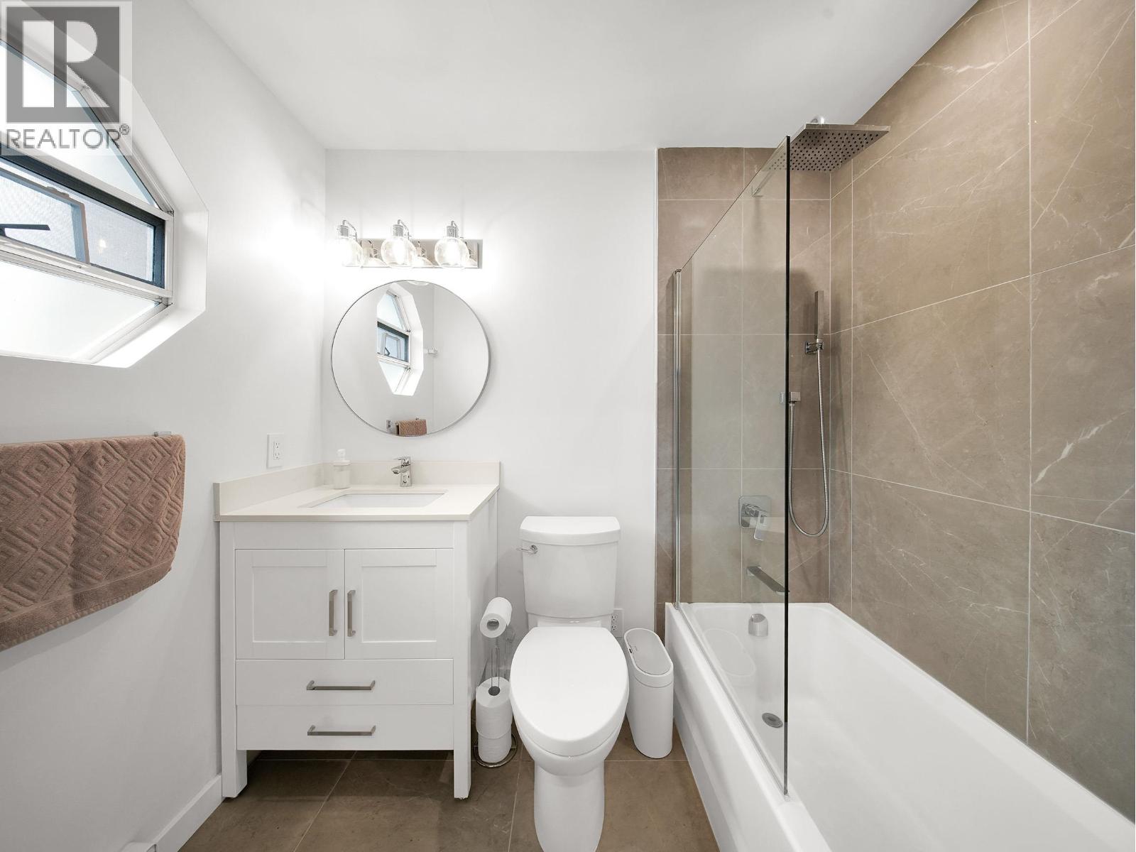 16 838 Tobruck Avenue, North Vancouver, British Columbia  V7P 1V9 - Photo 16 - R3087049