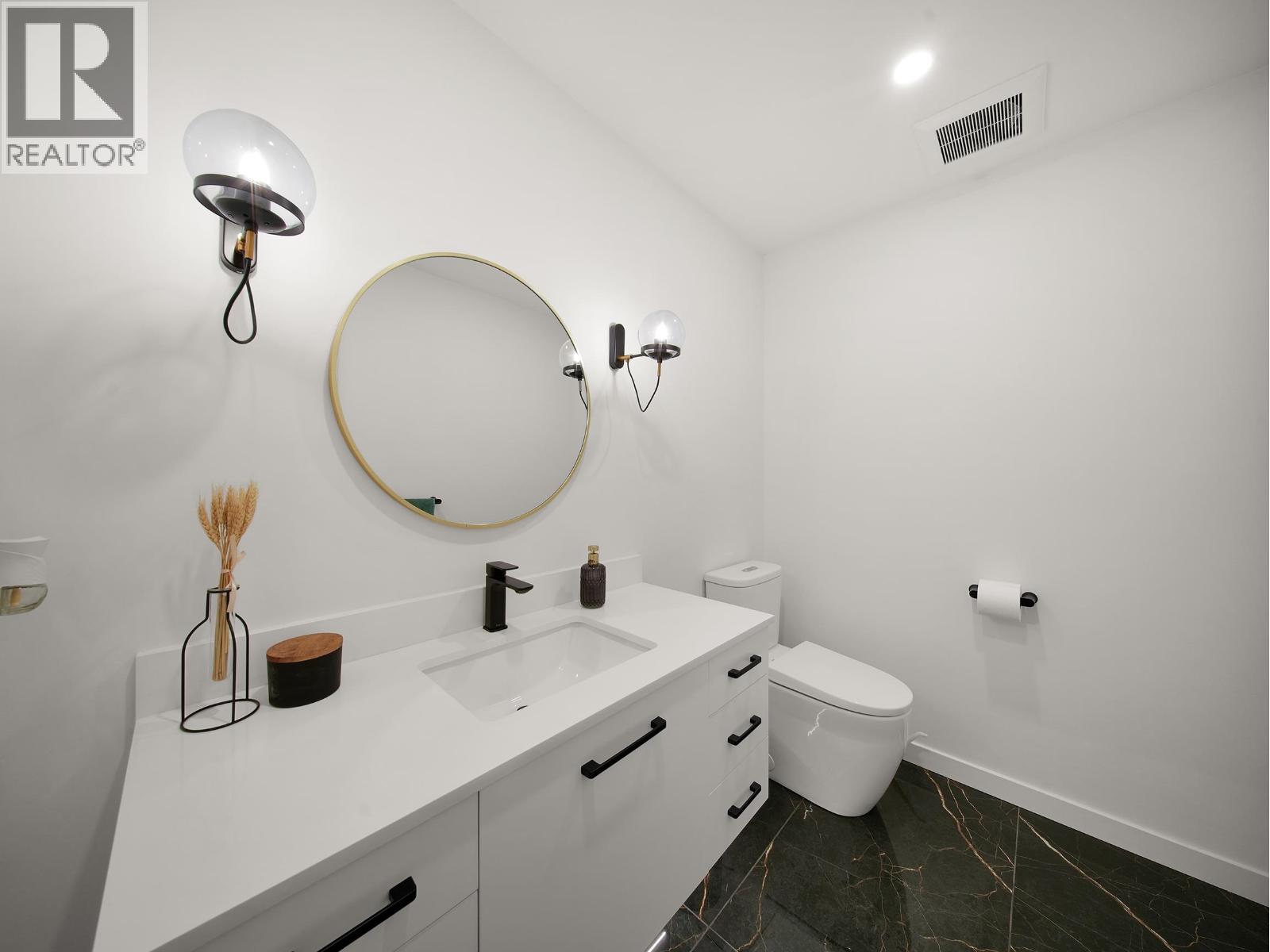 16 838 Tobruck Avenue, North Vancouver, British Columbia  V7P 1V9 - Photo 11 - R3087049