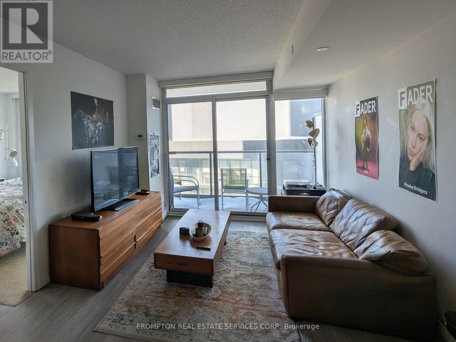 1107 - 70 Queens Wharf Road, Toronto, Ontario  M5V 0J2 - Photo 3 - C12762988