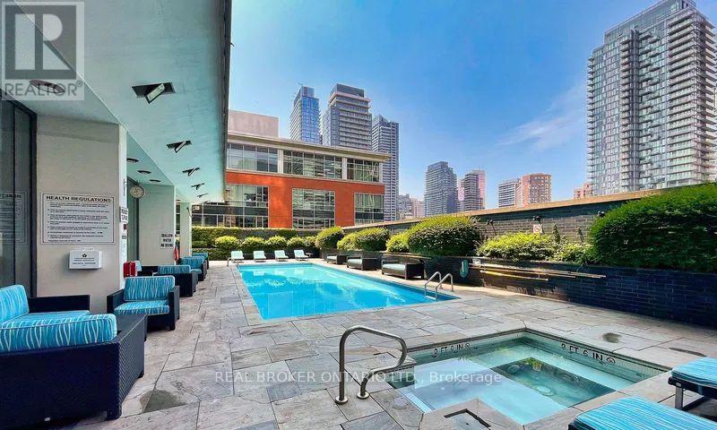 2810 - 33 Charles Street E, Toronto, Ontario  M4Y 1R9 - Photo 4 - C12763012