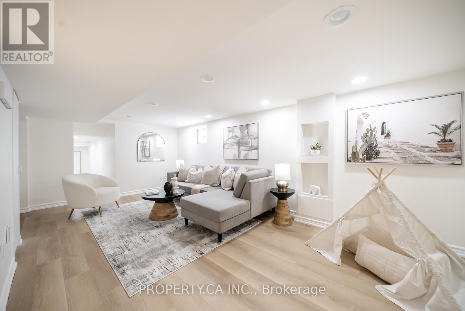 247 St Clements Avenue, Toronto, Ontario  M4R 1H3 - Photo 36 - C12763044