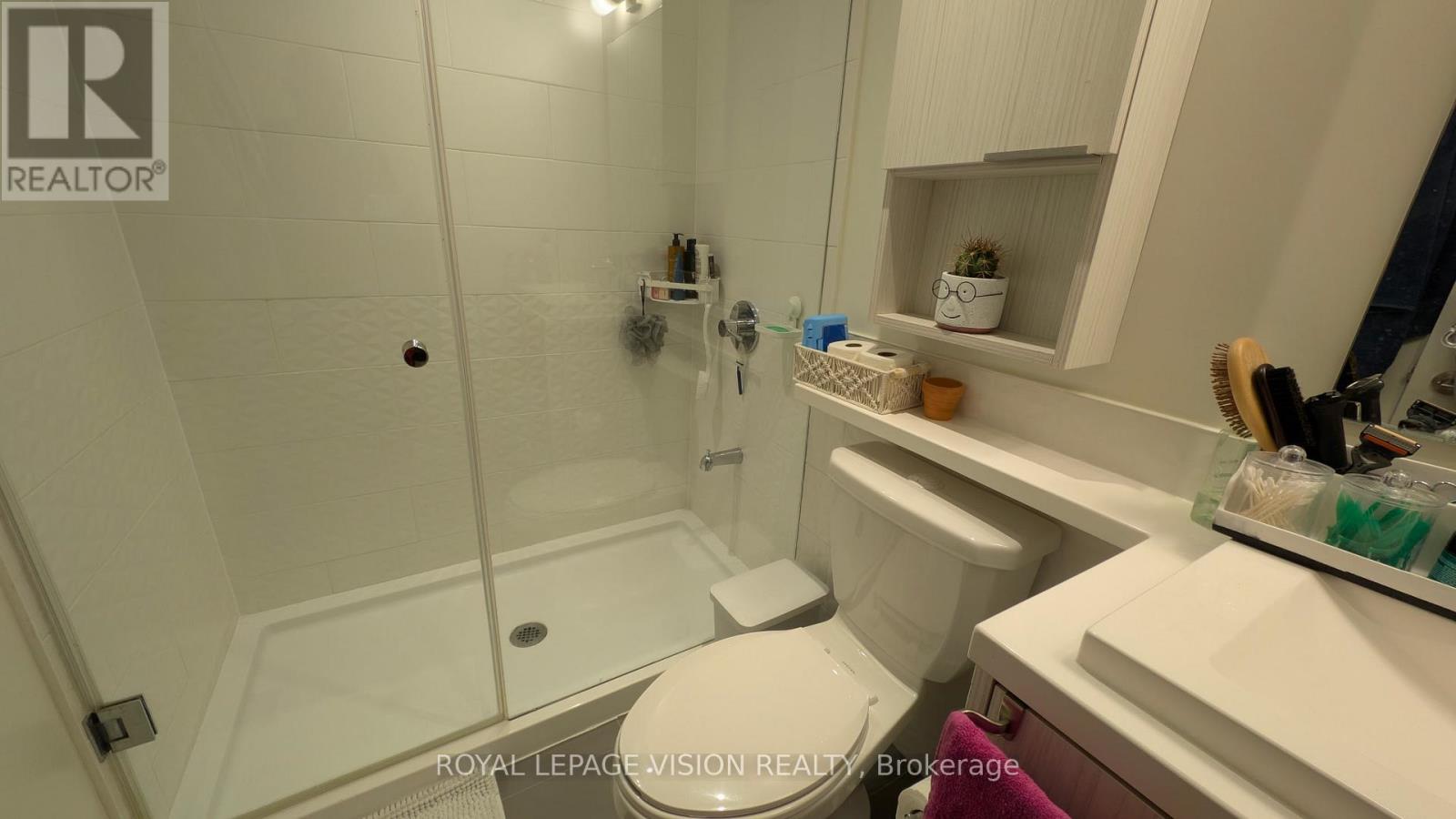 2810 - 2 Sonic Way, Toronto, Ontario  M3C 0P2 - Photo 17 - C12763056