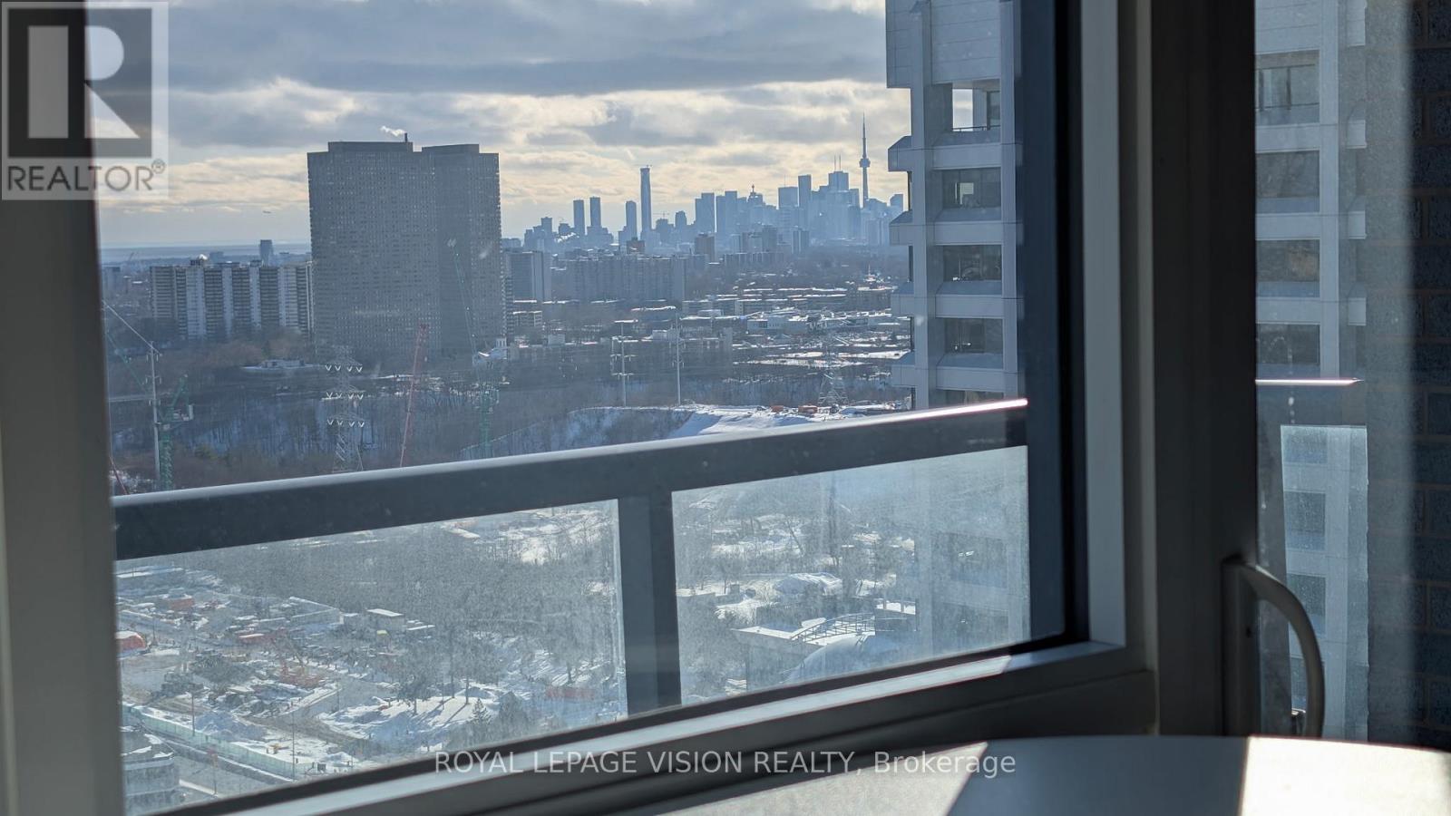 2810 - 2 Sonic Way, Toronto, Ontario  M3C 0P2 - Photo 2 - C12763056