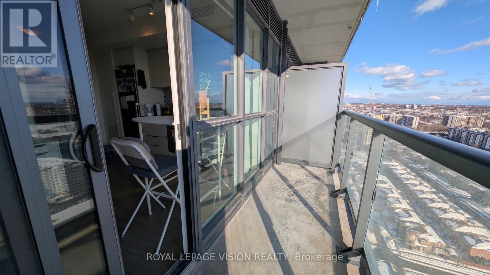 2810 - 2 Sonic Way, Toronto, Ontario  M3C 0P2 - Photo 3 - C12763056