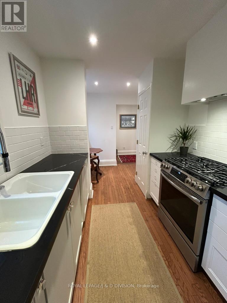 1252 Avenue Road, Toronto, Ontario  M5N 2G7 - Photo 6 - C12763058