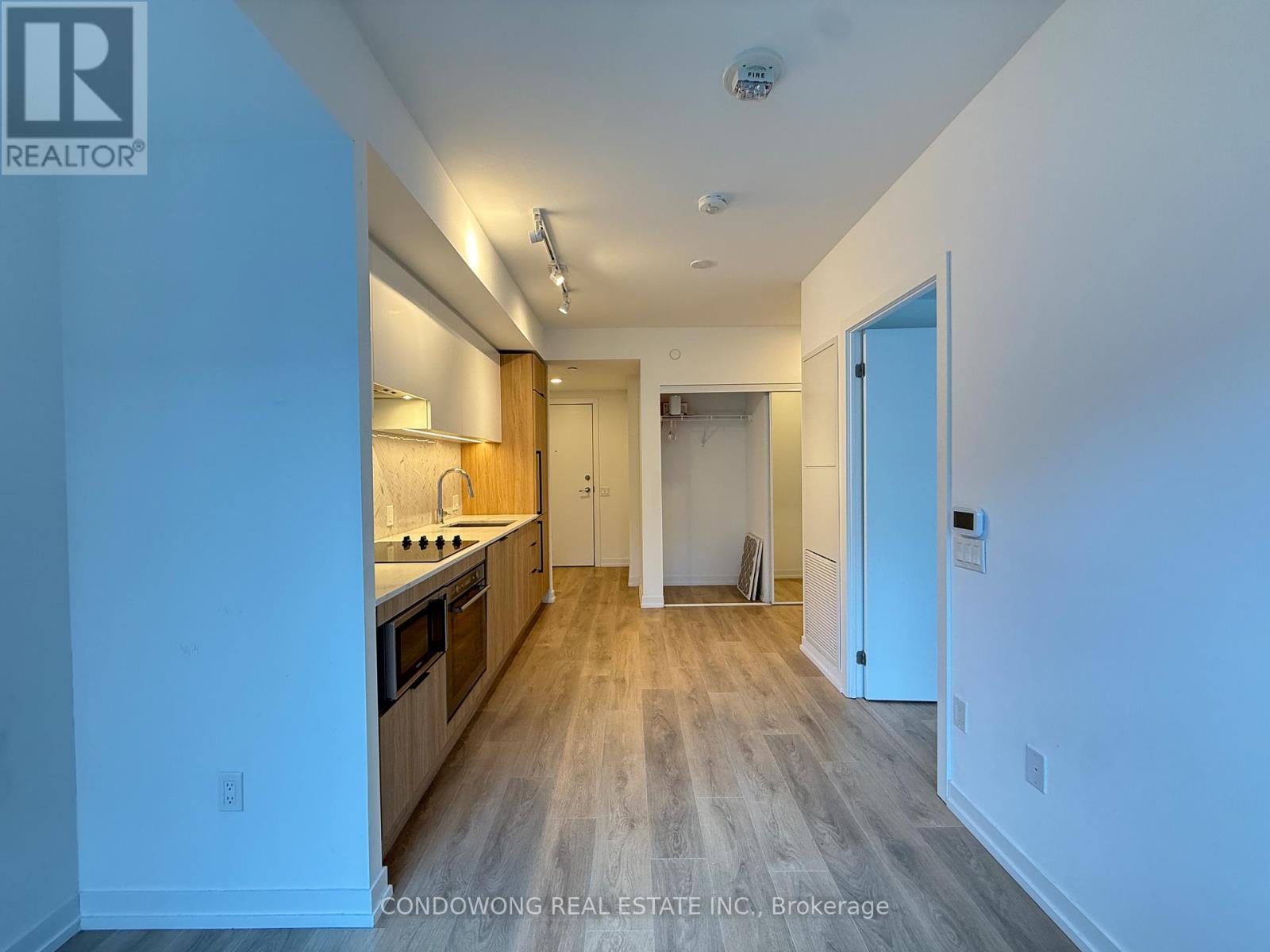 901 - 82 Dalhousie Street, Toronto, Ontario  M5B 0C5 - Photo 5 - C12763062