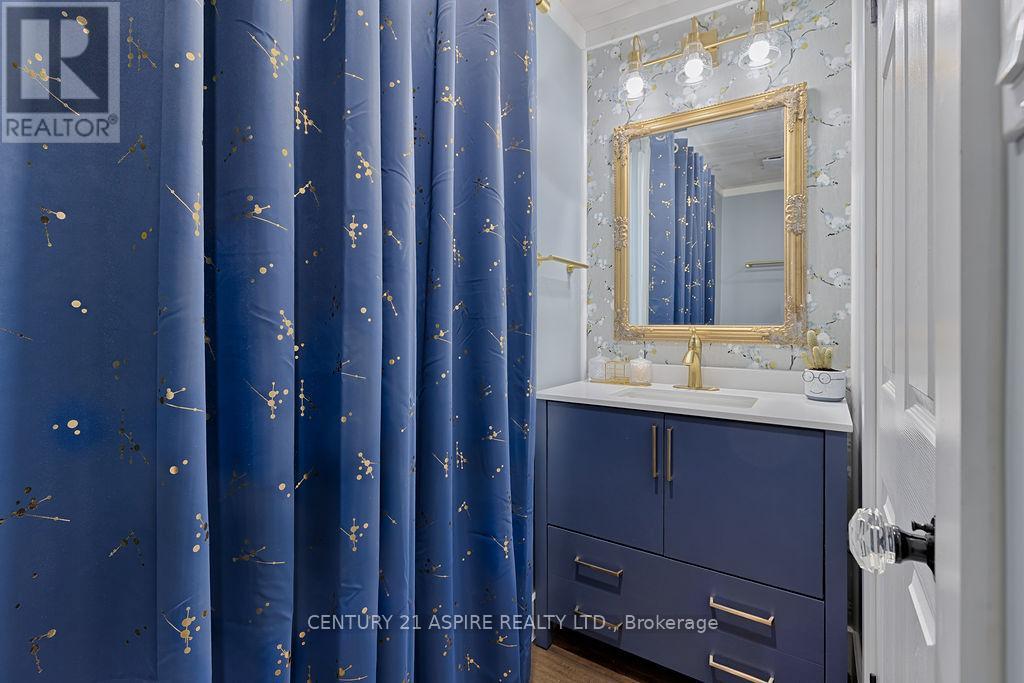 42 Mohns Avenue, Petawawa, Ontario  K8H 2G8 - Photo 18 - X12763006